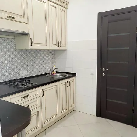 однокімнатна по вул дорошенка 56 Leopoli