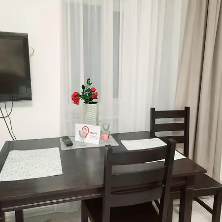 Apartment однокімнатна по вул дорошенка 56 Lviv