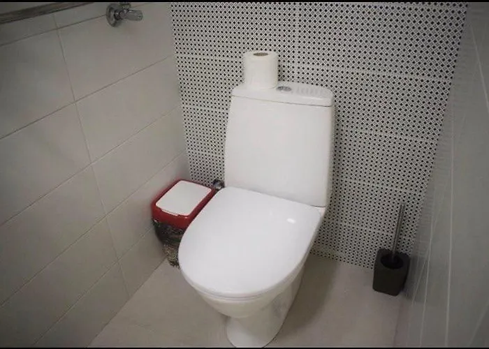 однокімнатна по вул дорошенка 56 Apartament