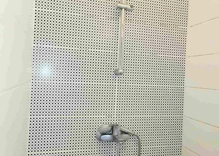 однокімнатна по вул дорошенка 56 Apartament Lwów