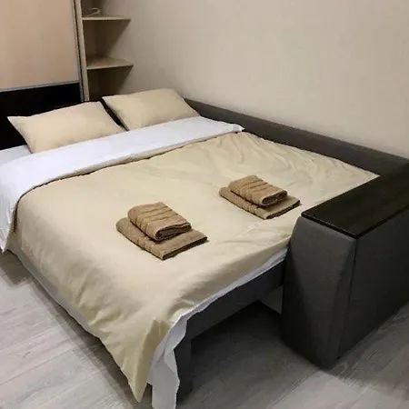 Daire Однокімнатна Квартира В Центрі Міста По Вул Кльоновича *